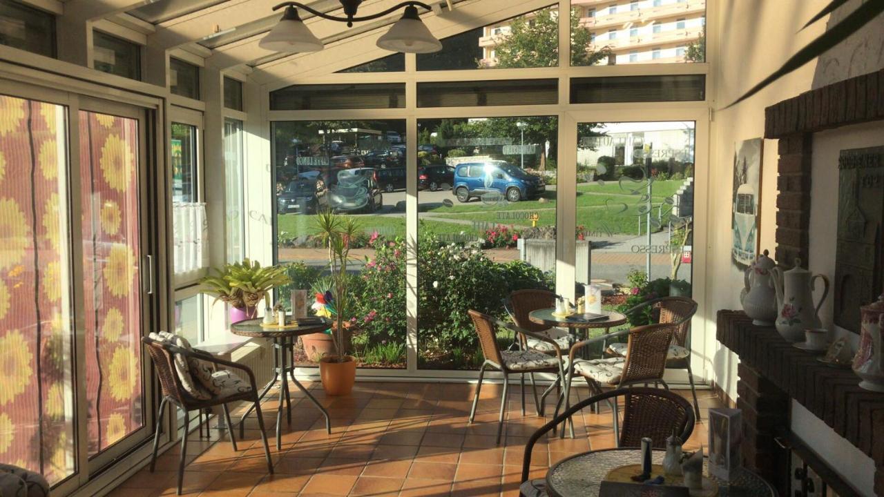 Pension & Cafe Meine Sonne Sole Mio Бад-Зоден-Аллендорф Экстерьер фото