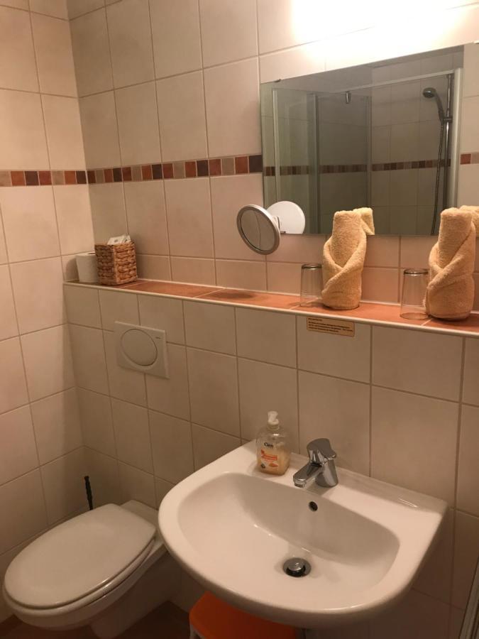 Pension & Cafe Meine Sonne Sole Mio Бад-Зоден-Аллендорф Экстерьер фото